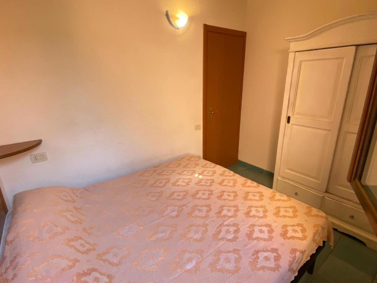 Iris 6 San Teodoro Kültér fotó